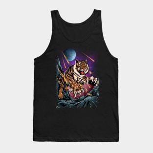 TIGER IN ACTION Tank Top